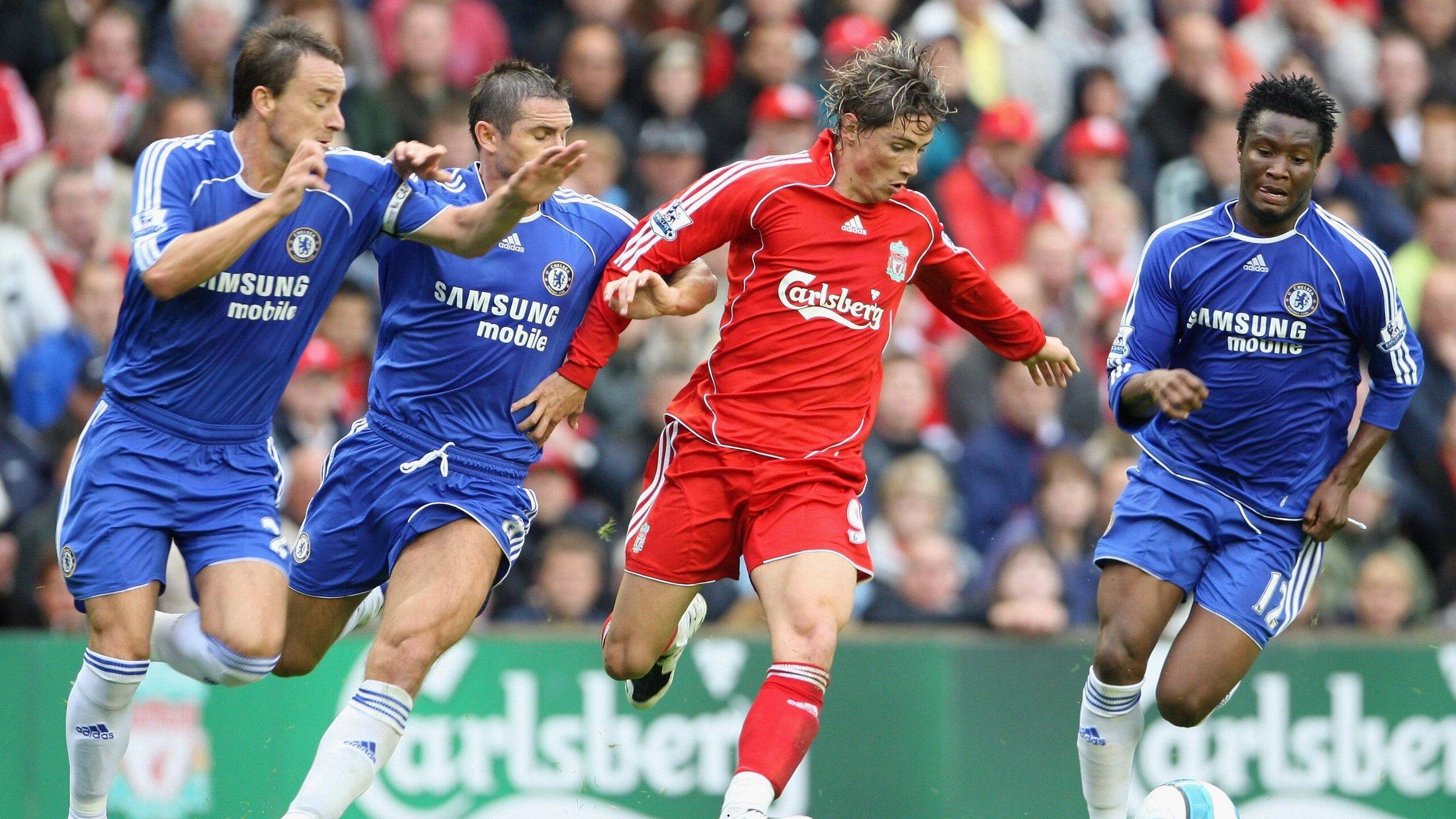 数据揭秘，本泽马破纪录之夜超越两大传奇，梅西连续八年止步欧冠八强